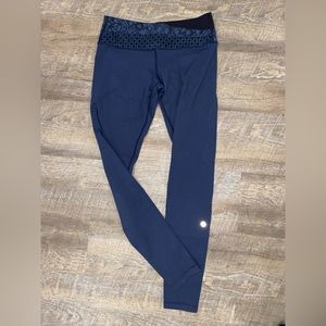 Lululemon 28” leggings. No tags.